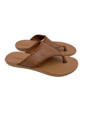 The Sak Shana Thong Sandal Size 8 Tooled Leather Tan Flip Flops Bohemian Boho